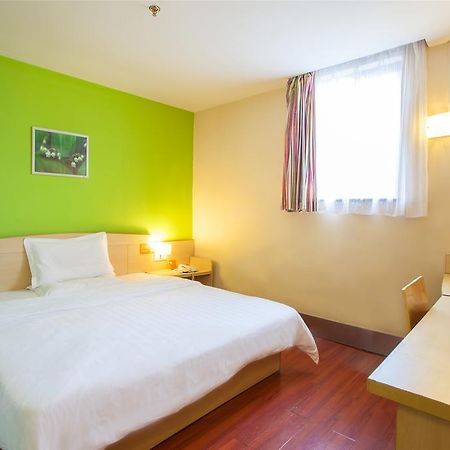 7Days Inn Guangzhou Nonglinxia Road Ouzhuang Subway Station Exterior foto